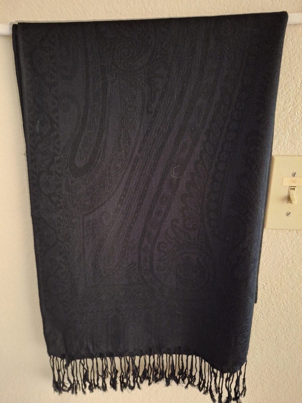 Classic Subtle Black Paisley Fringe Pashima Wrap